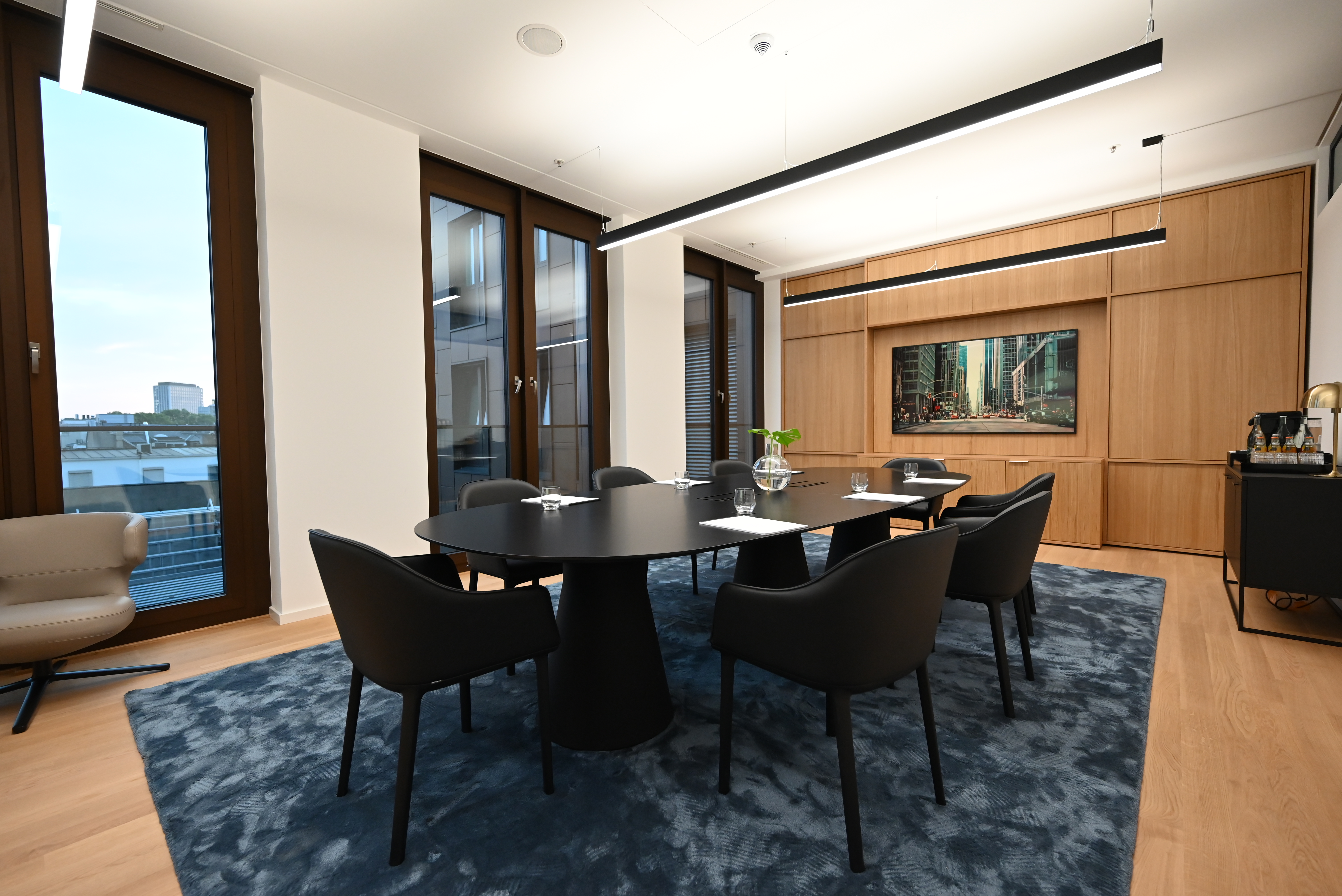 Situation Room — modern executive meeting room for strategic discussions.